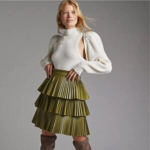 Mare‎ Mare by Anthropologie tiered faux leather mini skirt in olive green Size S